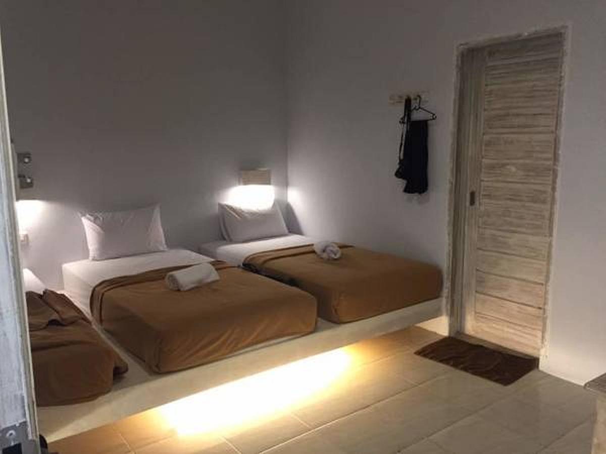 Atlas Gili Party Hostel กีลีตราวางัน ภายนอก รูปภาพ