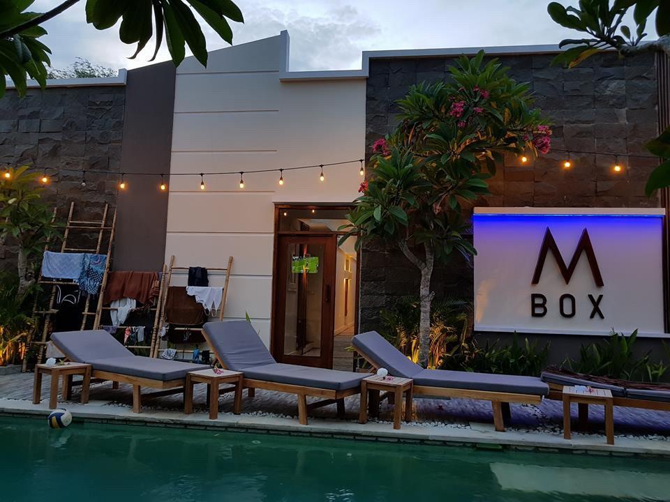 Atlas Gili Party Hostel กีลีตราวางัน ภายนอก รูปภาพ
